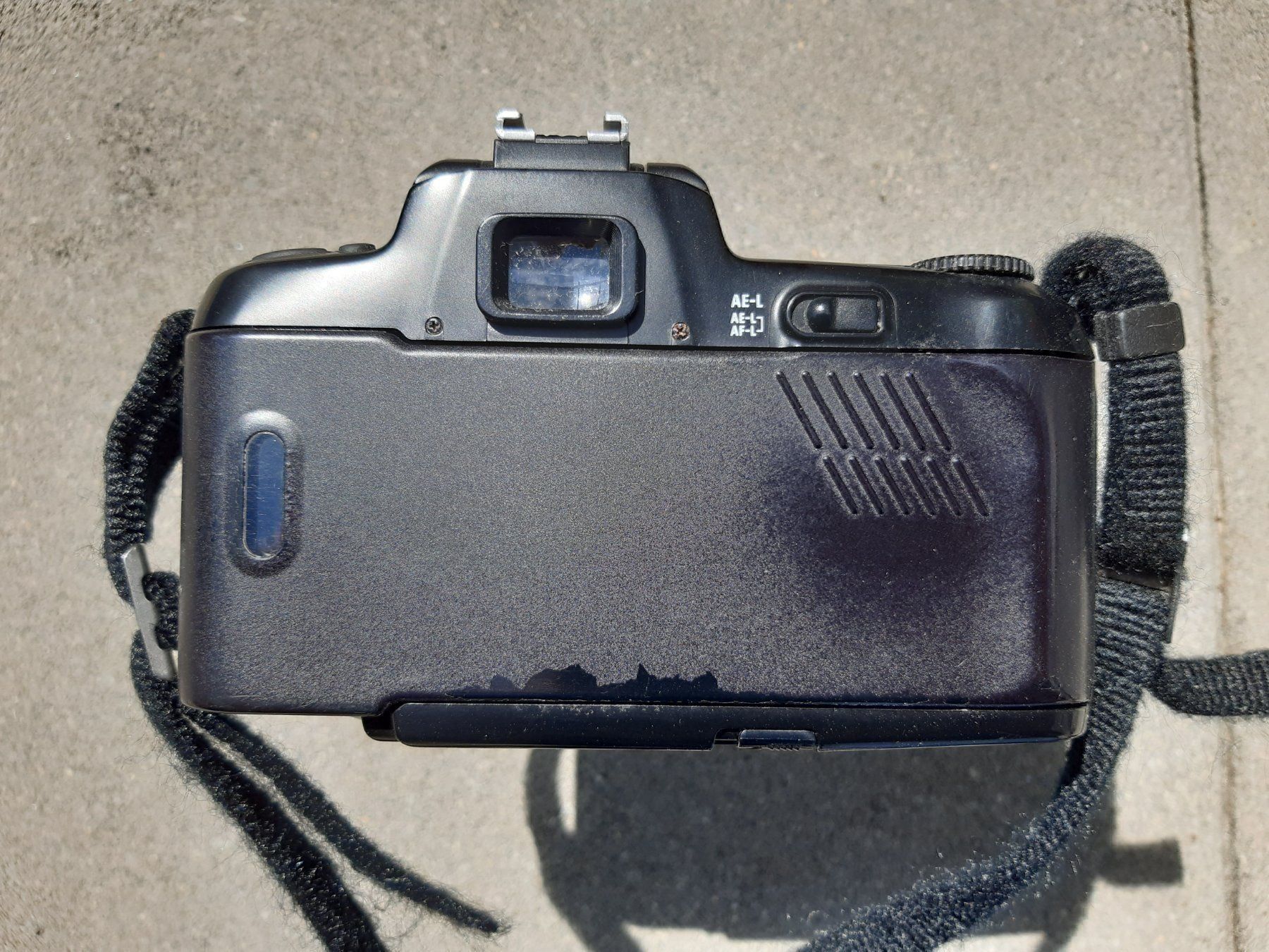 Nikon Kamera: Nikon F-601 analog Blitz SB-24, Objektiv – Gebraucht aus Steffisburg von Bosihalte-Salbei 6