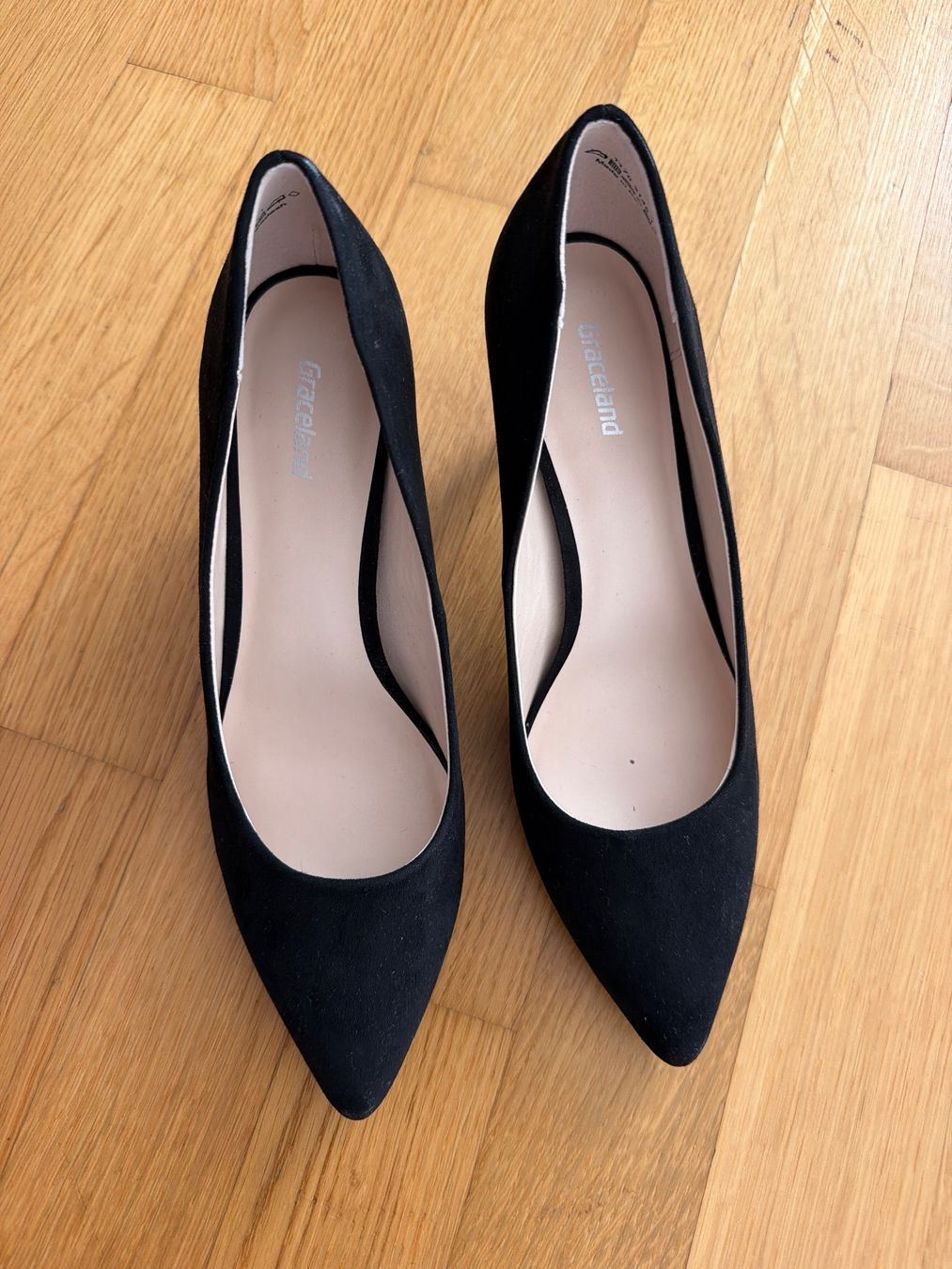 Scarpe da donna: Pumps grösse 38 schwarz – Usato da Bonstetten venduto da juliestore 1