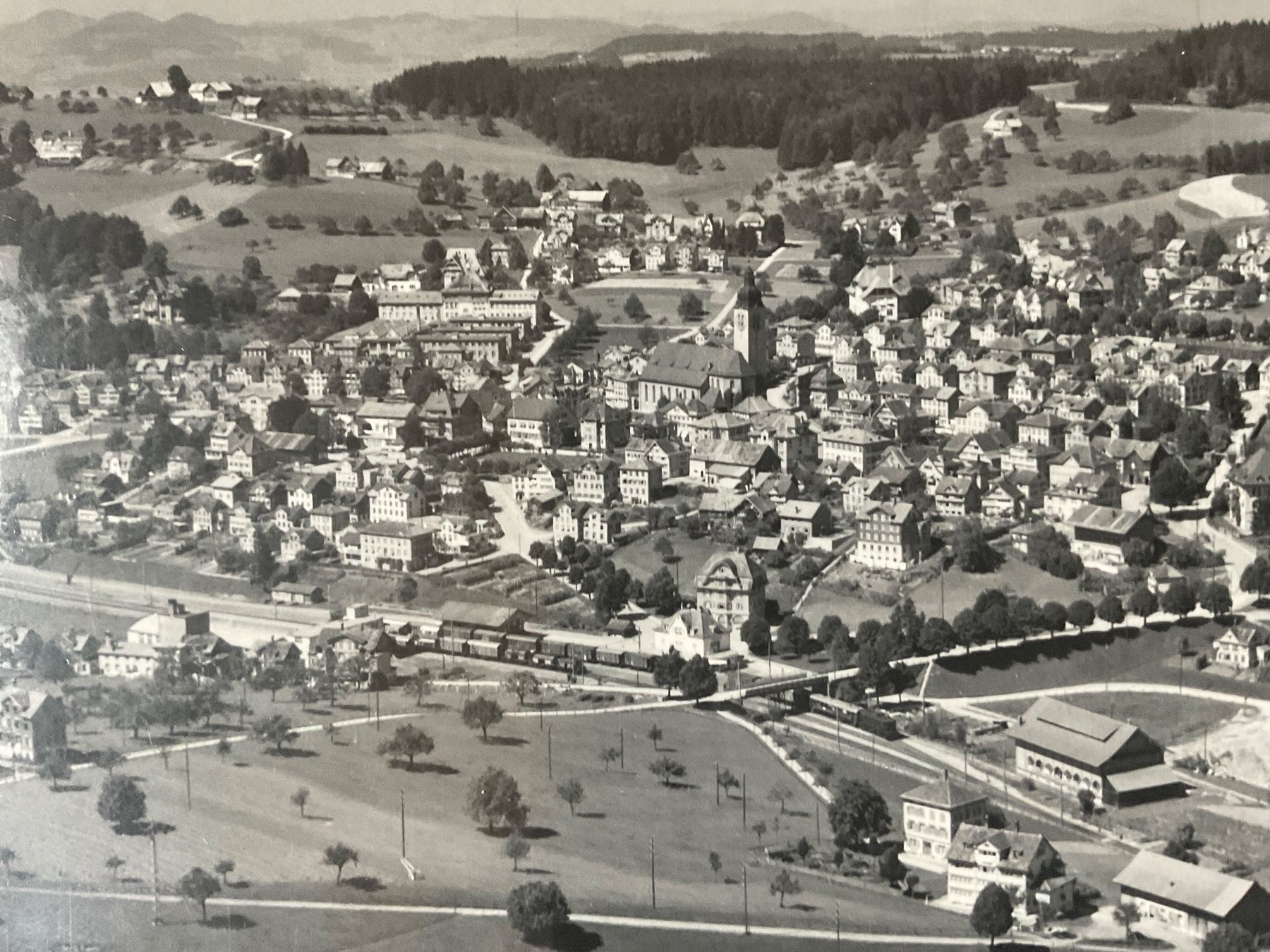 Cartoline postali: Luftaufnahme Degersheim, 1948 – Usato da Tecknau venduto da bleilaus 1
