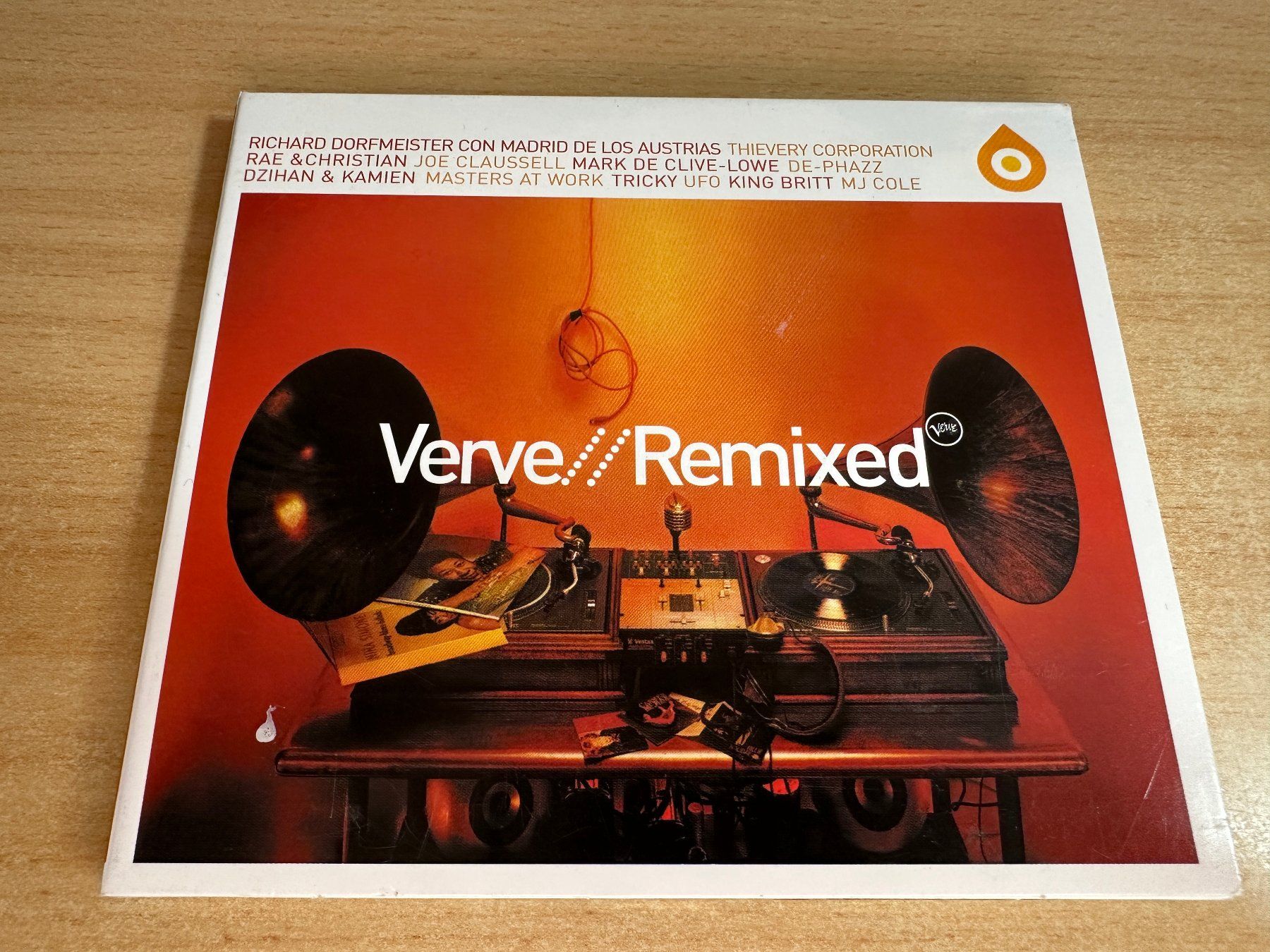 CD: K9 Various – Verve // Remixed – Usato da Rikon im Tösstal venduto da Alpenmutz