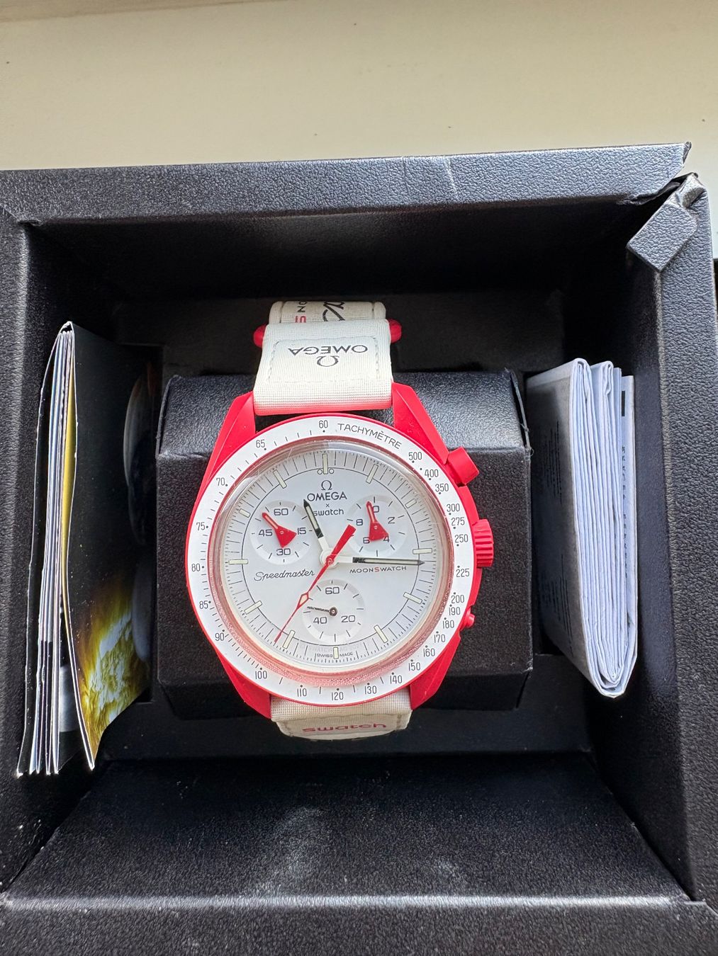 Swiss Orologi: Omega x Swatch Mission Mars – Usato da Biel/Bienne venduto da Artefacte