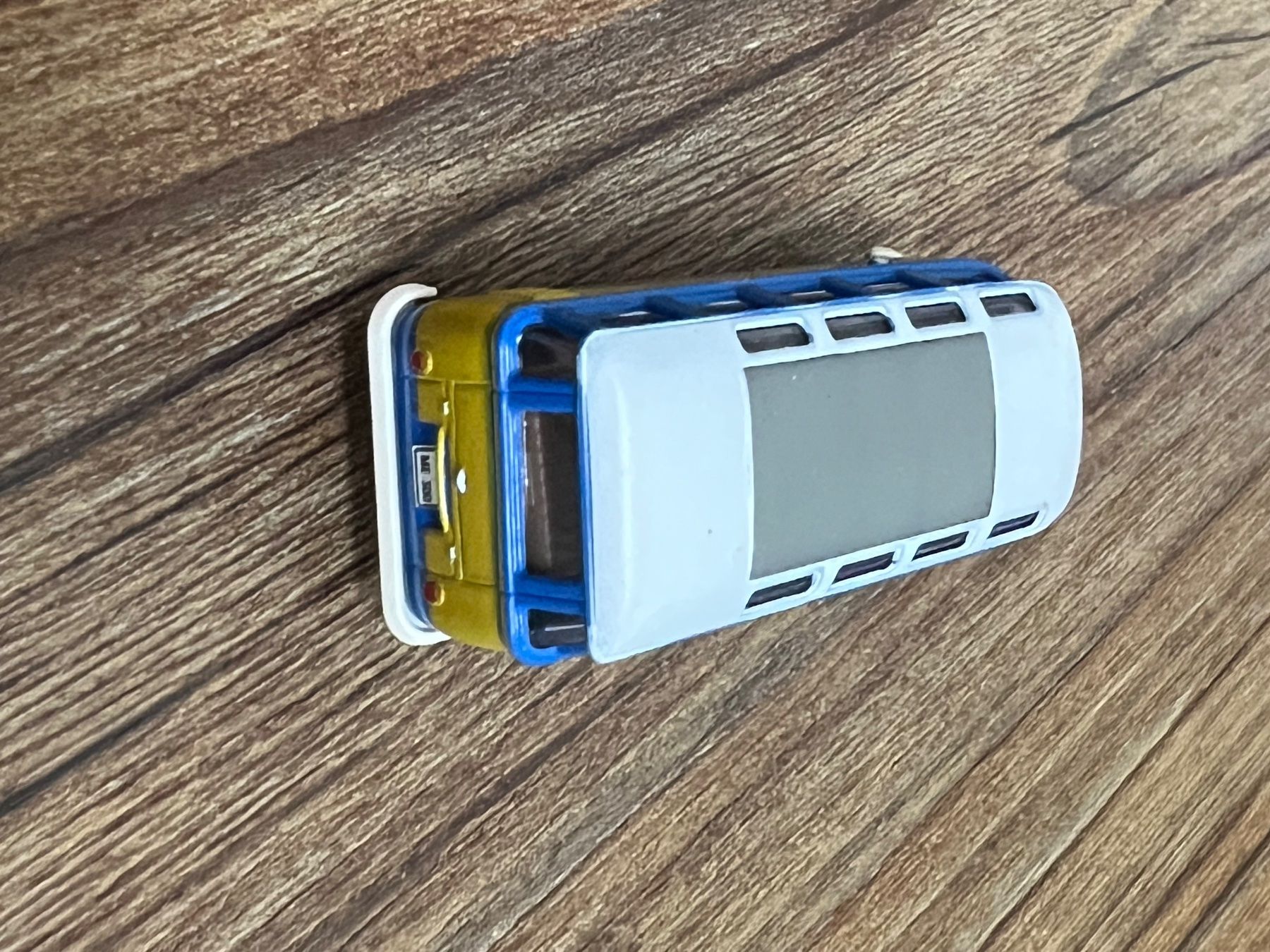 Brekina Modellini d'auto: 1:87, Brekina, Lufthansa, Minibus – Usato da Hirzel venduto da momo24Horgen 2