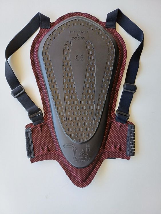 Protections: Rückenprotektor BETAC 420 mm – D'occasion à Uster par Storni125