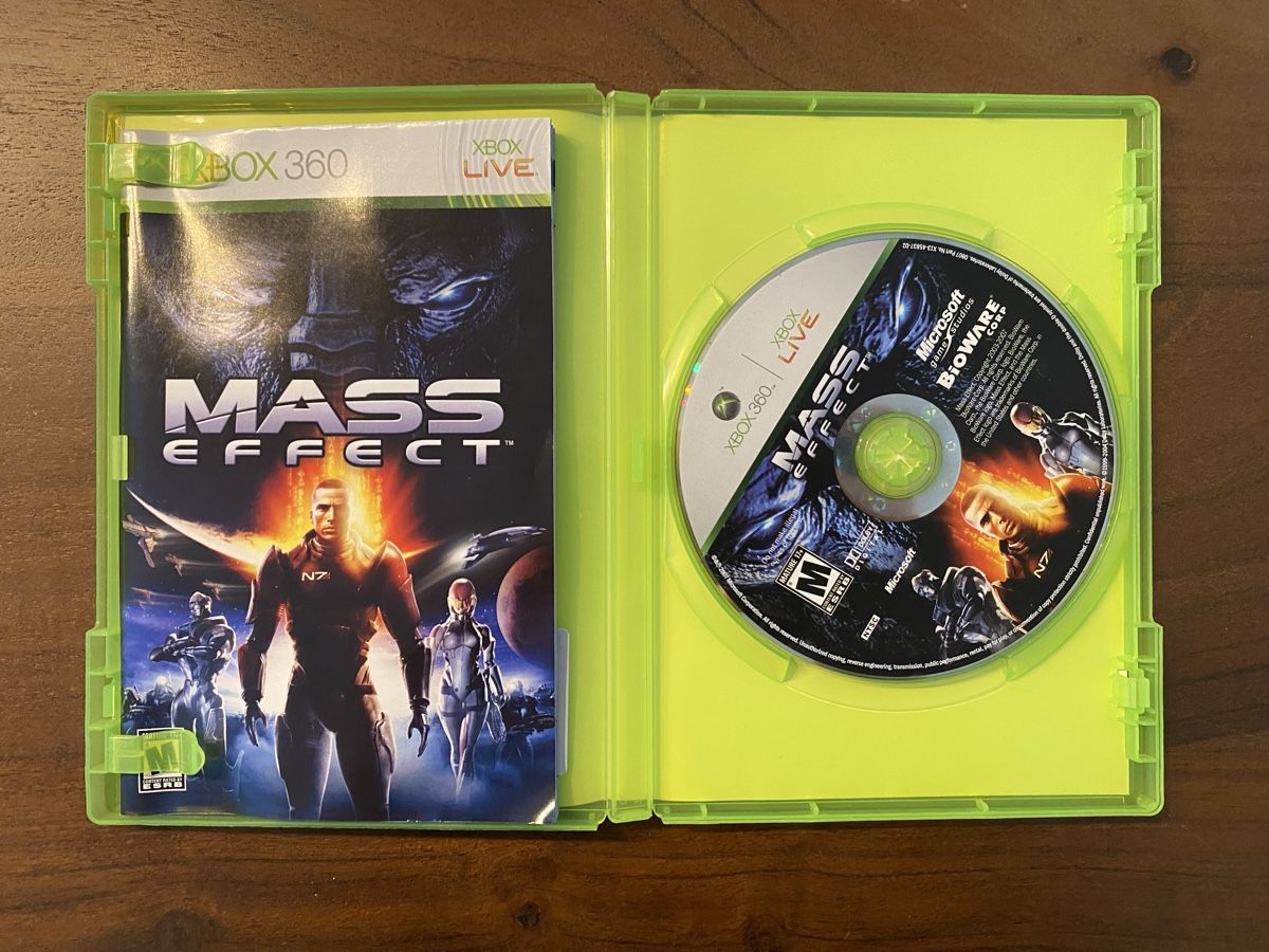 Microsoft Spiele: Mass Effect für Xbox 360 (NTSC) – Gebraucht aus Thunstetten von Virus_33 1