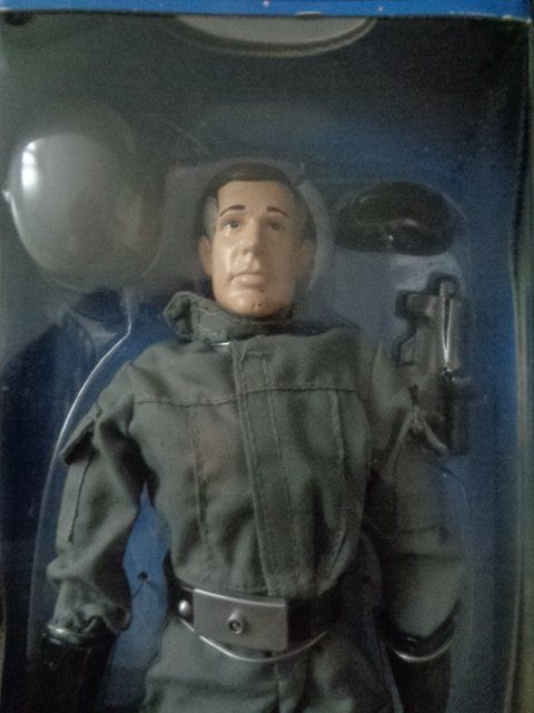 Hasbro Statuette: Star Wars Hasbro  AT ST Driver – Usato da sargans venduto da Angamar 1