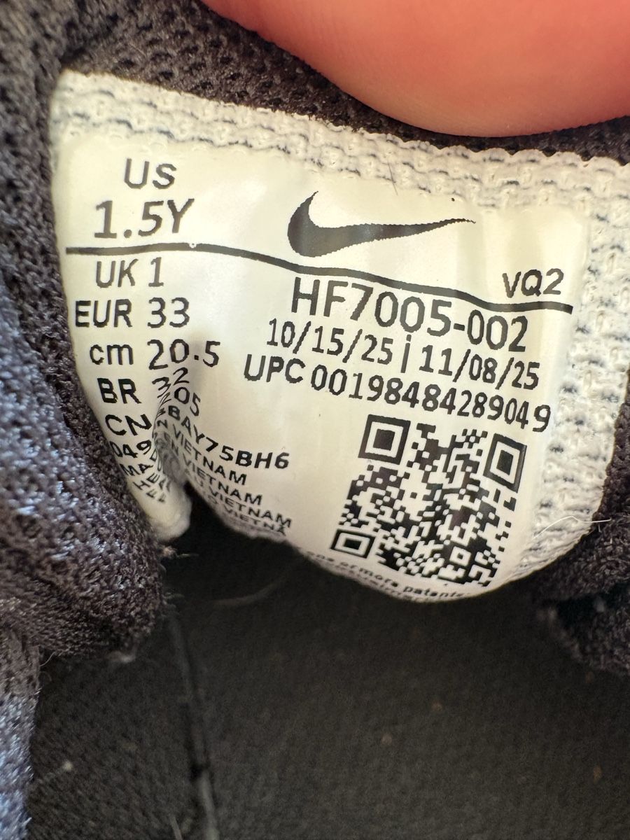 Nike Scarpe per ragazzi: Nike Star Runner Sneaker , 33 – Usato da Schliern b. Köniz venduto da Giulae 3