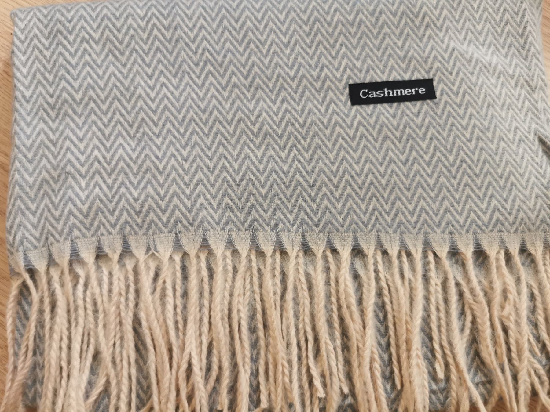Foulard & Sciarpe: Kaschmir Schal – Nuovo e nell'imballaggio originale da Schlieren venduto da vlalif 1