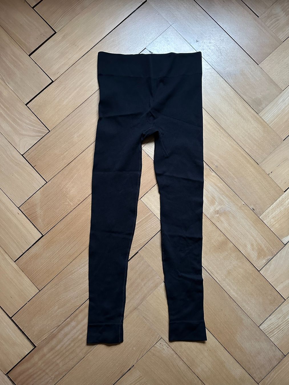H&M Leggings: Leggings schwarz gestreift S – Usato da Zürich venduto da Diazaio
