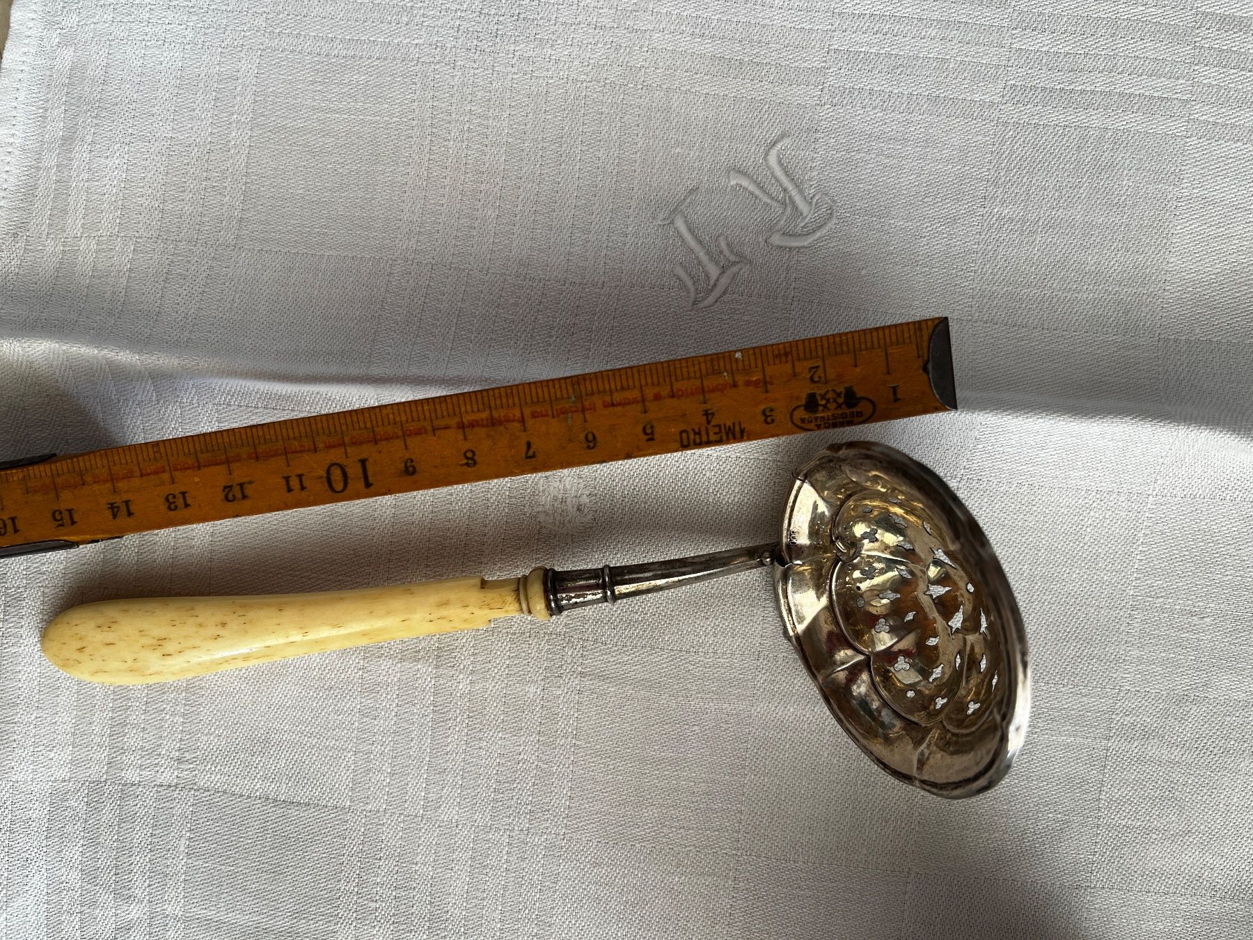 Cucchiai: Antiker Sieblöffel, Silber 800 – Usato da Zürich venduto da suschi04 2