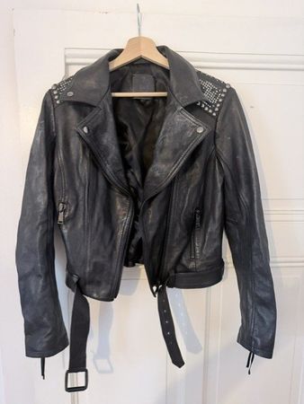 7 For All Mankind Women’s leather jacket Size M