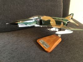 FLUGZEUG MODEL F-4E Phantom II 34TFS / 388TFW USAF MIG KILER