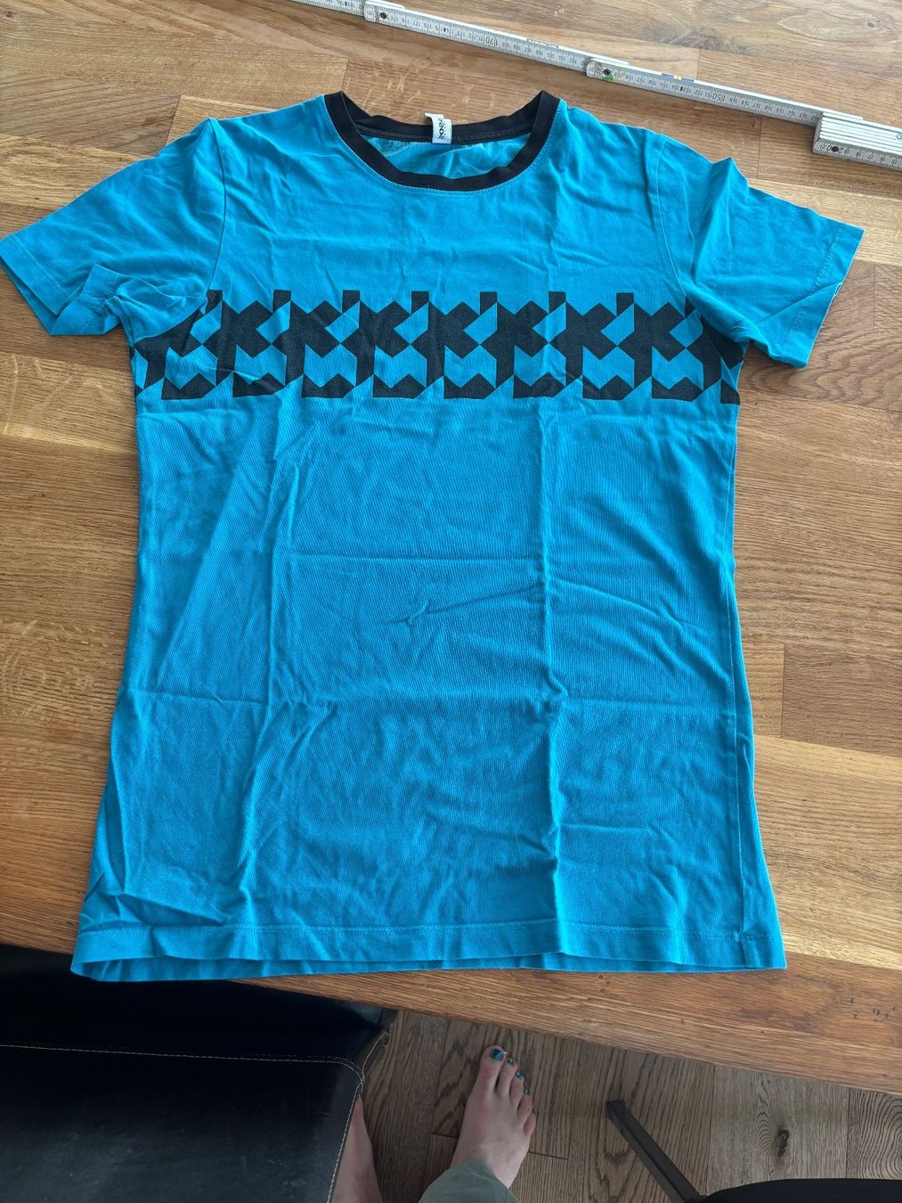Assos T-shirts: Assos  t-shirt gr s – D'occasion à Geuensee par sonnetje