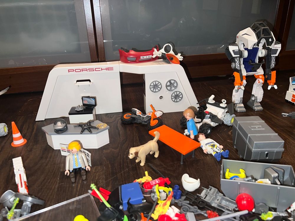Playmobil Jouets: Div Playmobils warten auf neue Abenteurer :) – D'occasion à Gattikon par Sunshine4. 2
