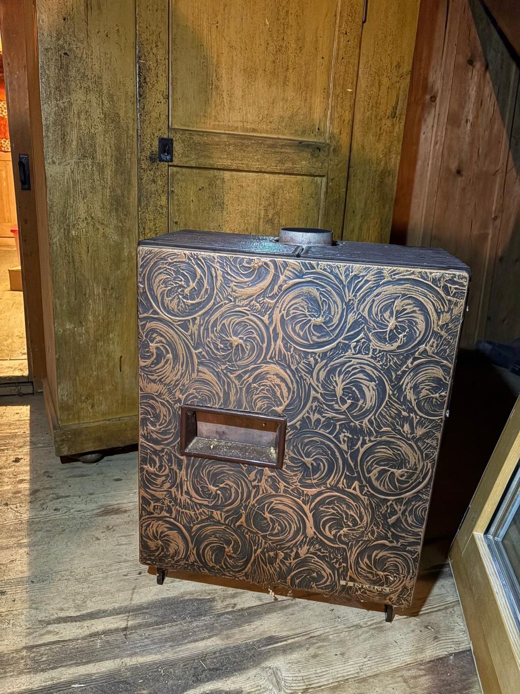 Altri mobili d'antiquariato: Antiker Ölofen – Usato da Ruswil venduto da rah_8p5y 1