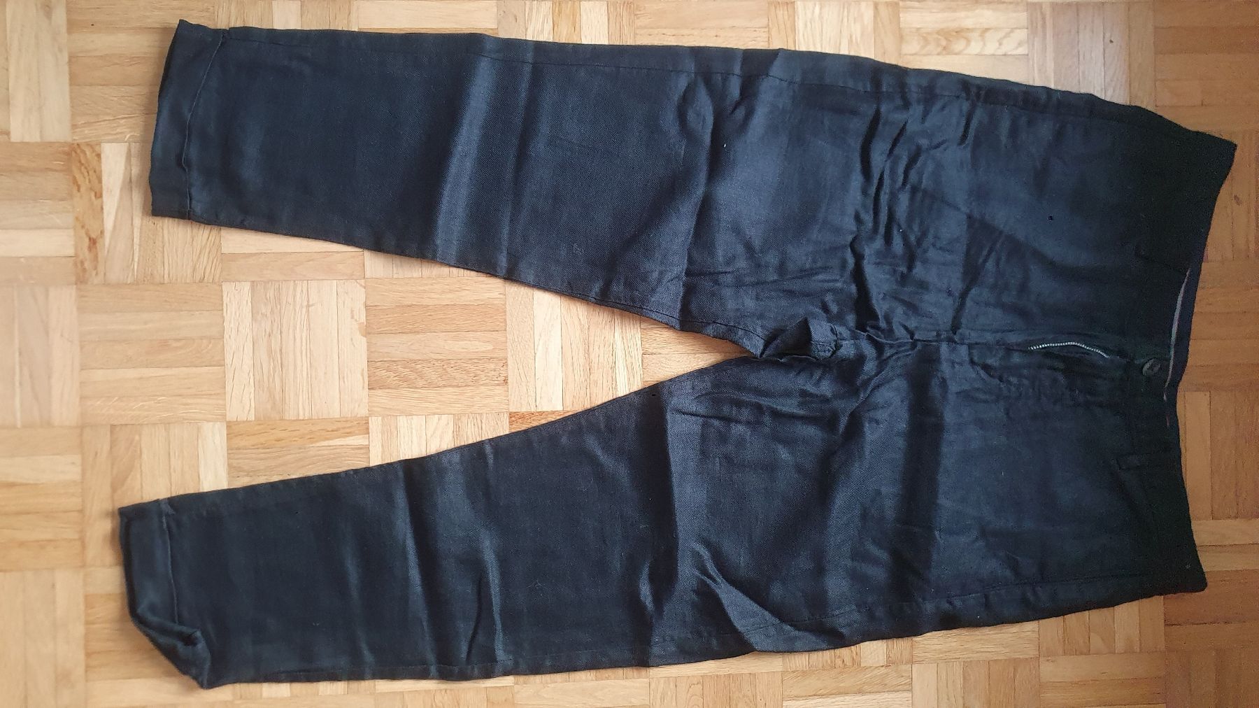 Lotti di vestiti: Kleiderpaket 6 Hosen EU 42 – Usato da Sissach venduto da Siraiwan 5