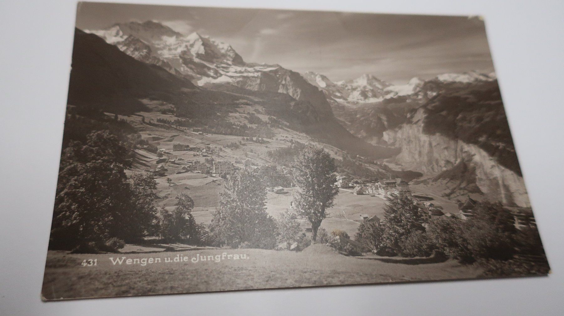 Cartoline postali: Wengen u. die Jungfrau – Usato da Cormoret venduto da Pascalll2001 1