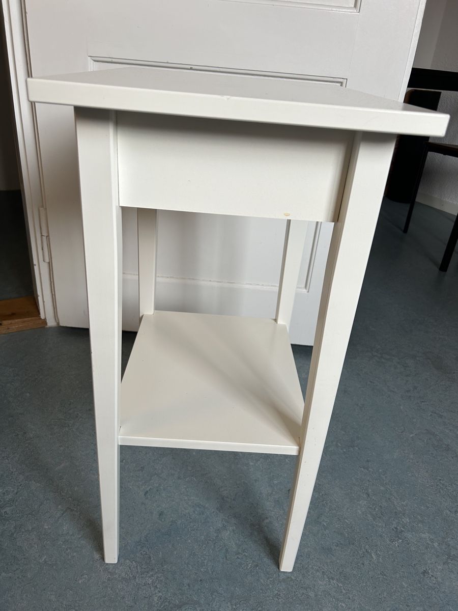 Comodini: IKEA Hemnes Nachttisch – Usato da Bern venduto da lisuuu 3