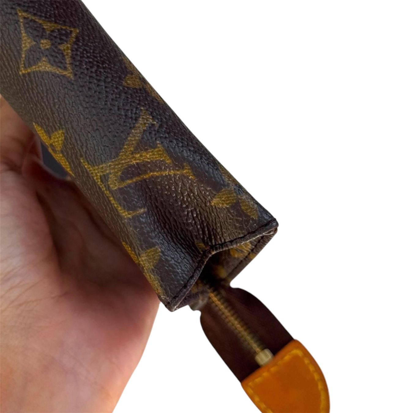 Louis Vuitton Borse: Louis Vuitton Toiletry Pouch 15 cm – Usato da Buch am Irchel venduto da Pukpan_99 3