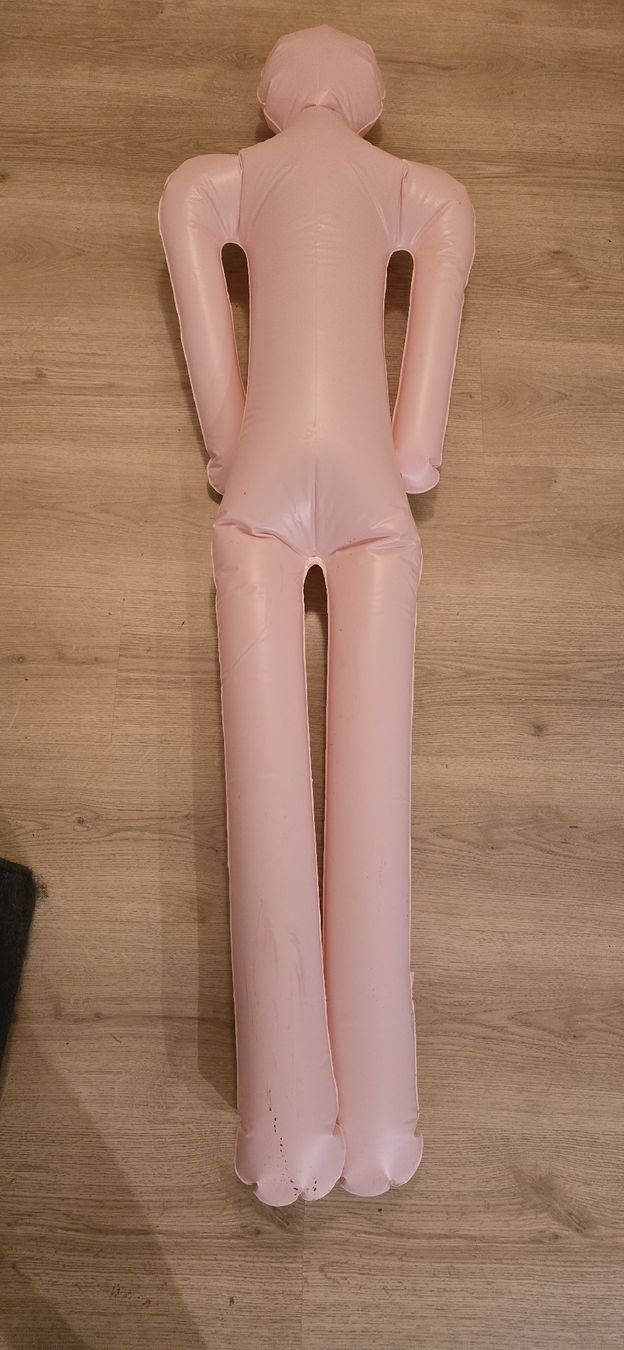 Alle Dekorationen: Halloween Deko Set: Pinker Dummy & Horror Accessoires – Gebraucht aus Seedorf BE von rar_89ym 1
