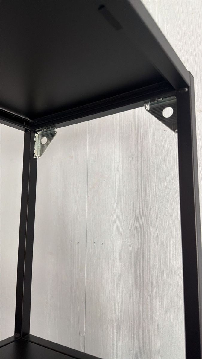 Scaffali: Armoire de rangement métal noir – Usato da Bressaucourt venduto da uba_rhf8 2