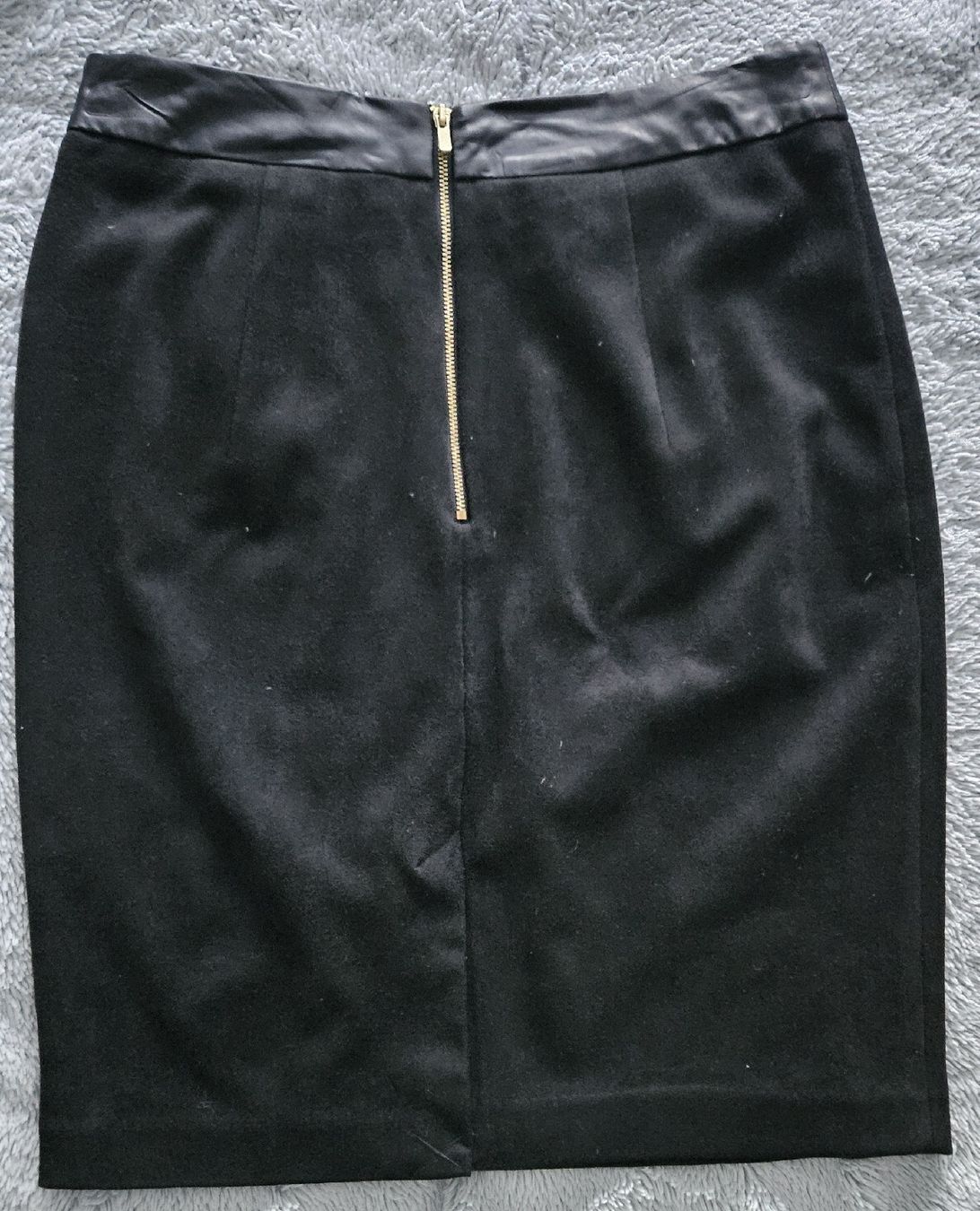 H&M Gonne: Jupe H&M 40 noire – Usato da Nyon venduto da tal_777n 2