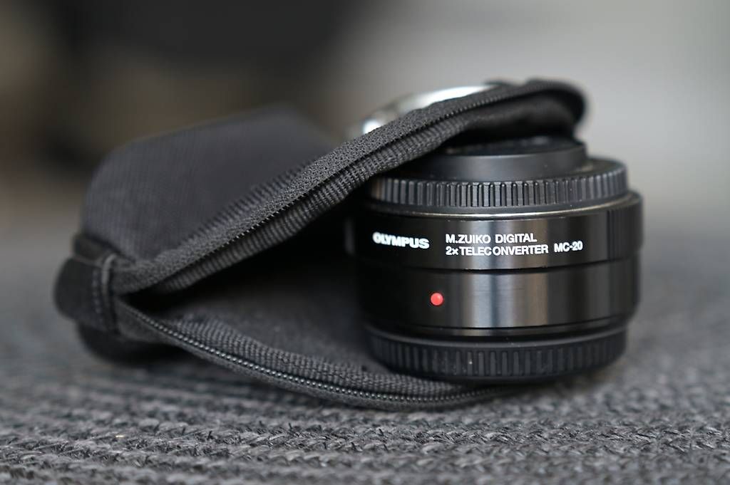 Olympus Obiettivi: Olympus / OM System 2.0 Telekonverter – Usato da Dübendorf venduto da seadart 2