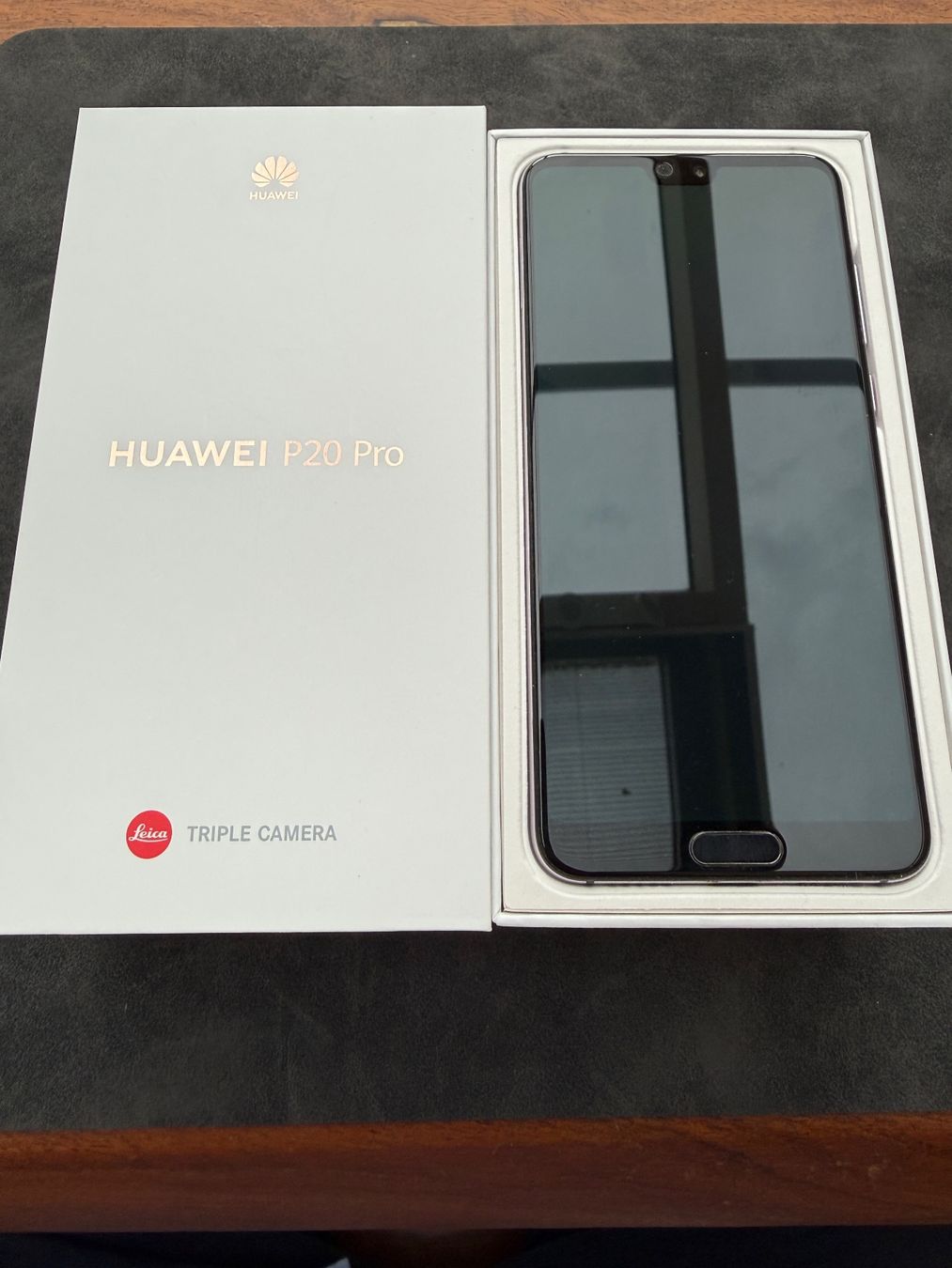Huawei Telefoni cellulari / Smartphones: Huawei P20 Pro / Twilight 128 GB – Usato da Erlinsbach SO venduto da Donphilio 2