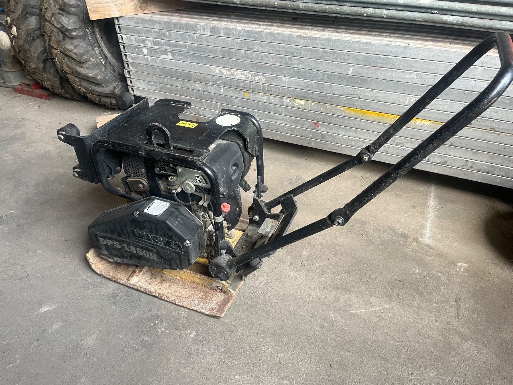 Bomag Tutte le macchine: Vibroplate Bomag Diesel – Usato da Giswil venduto da adria04 2