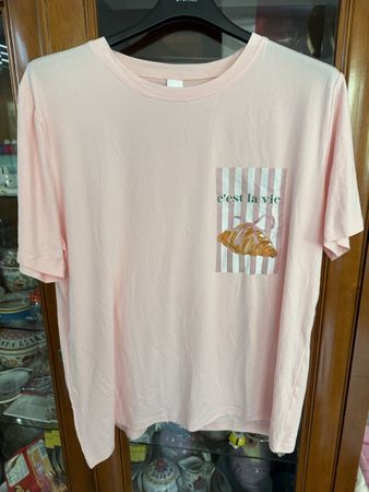 Croissant 🥐 tshirt L
