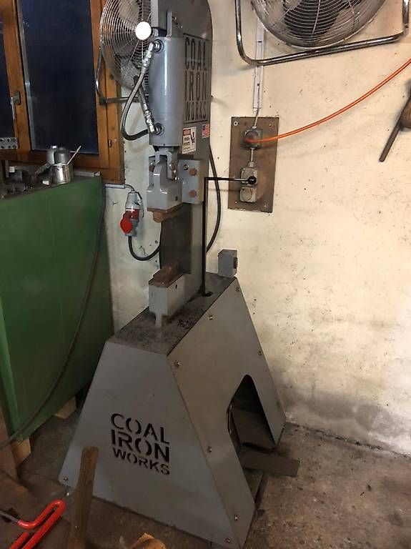 Tutte le macchine: Presse hydraulique de forge – Usato da Maules venduto da AValet 1