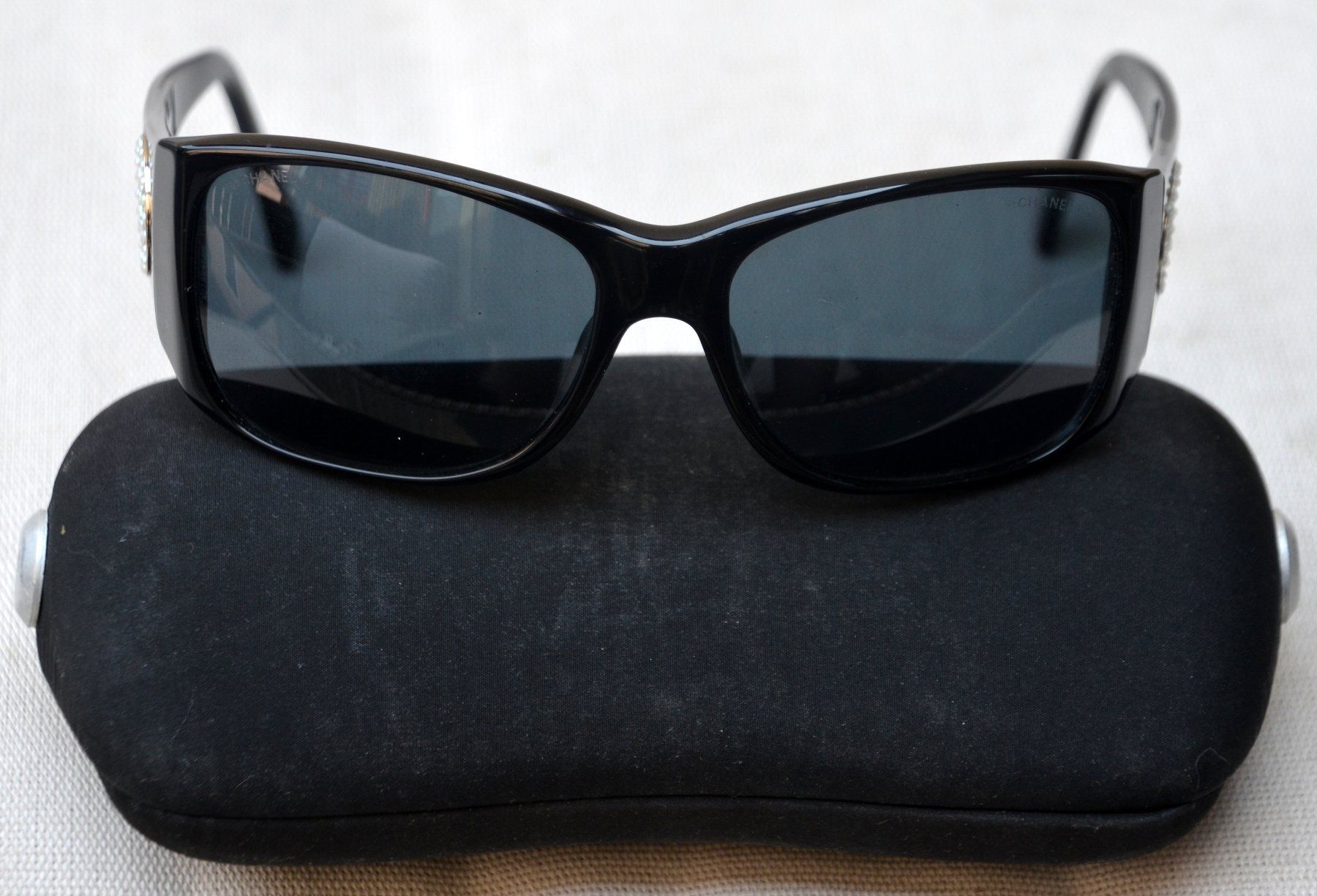 Chanel Brillen & Gläser: Sonnenbrille Chanel lunettes de soleil – Gebraucht aus Collonges von arashee 3