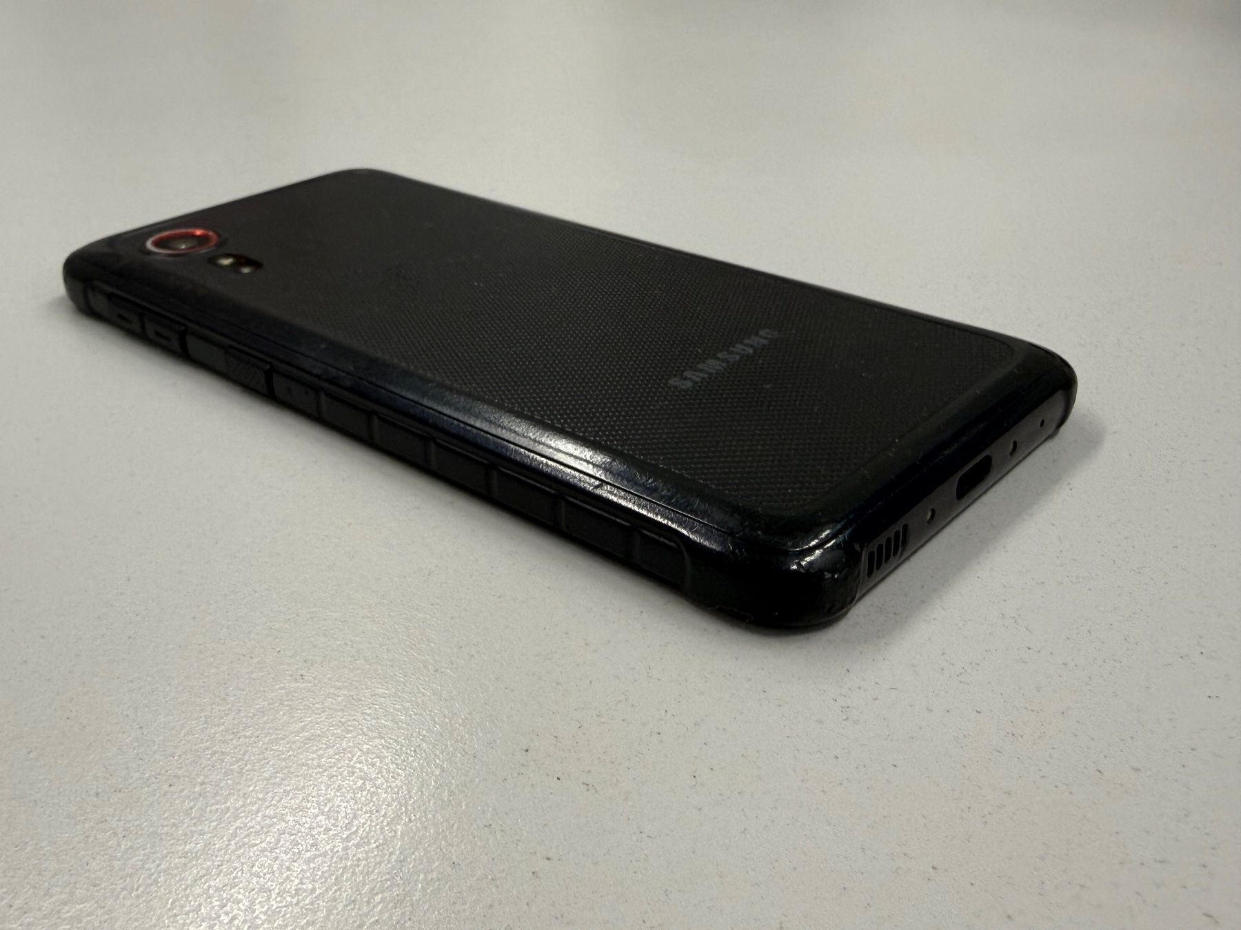 Samsung Telefoni cellulari / Smartphones: Samsung Galaxy XCover 5 – Usato da Zug venduto da ElPhone 3