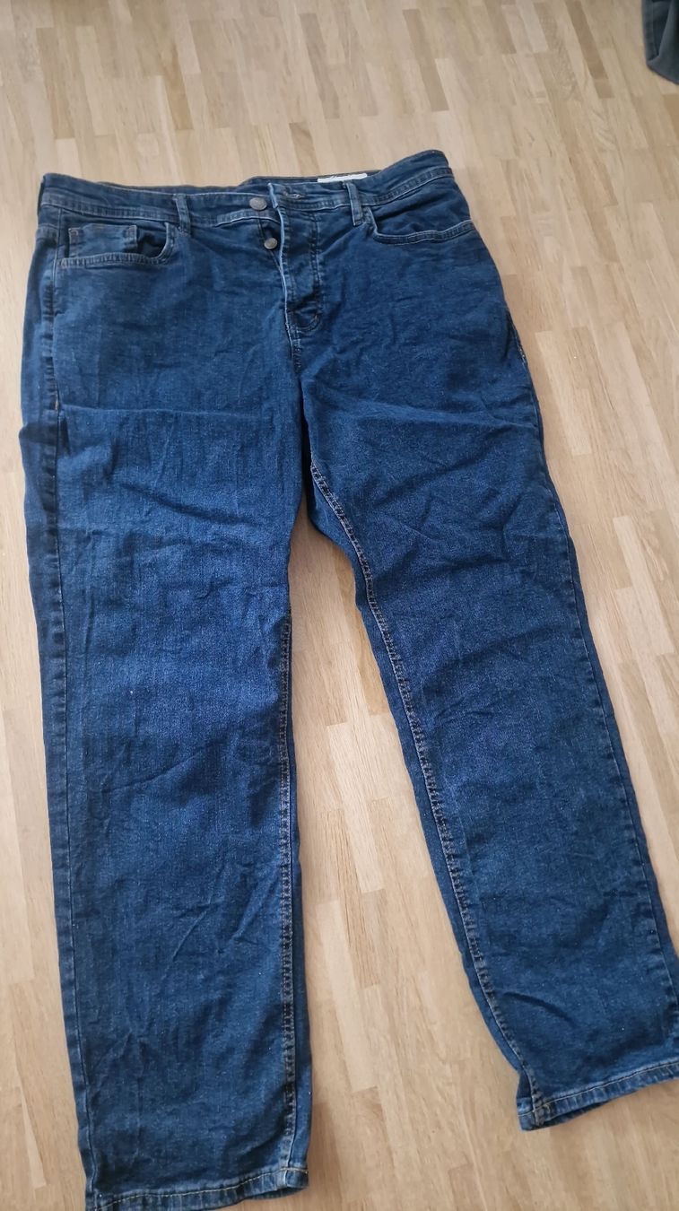 Jeans: Herren Jeans Relaxed Gr. W38/L30 – Usato da Worblaufen venduto da DD11
