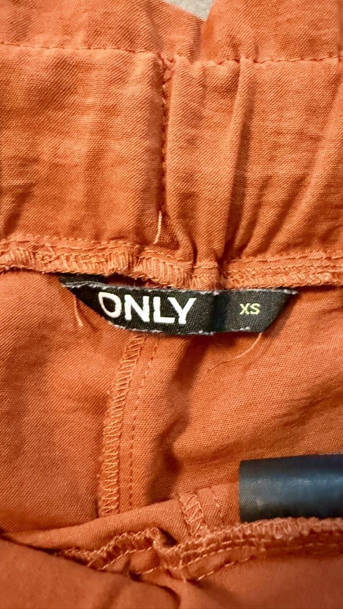 Only Pantaloni: Sommerhose Only XS – Usato da Zürich venduto da car_9vrr 1