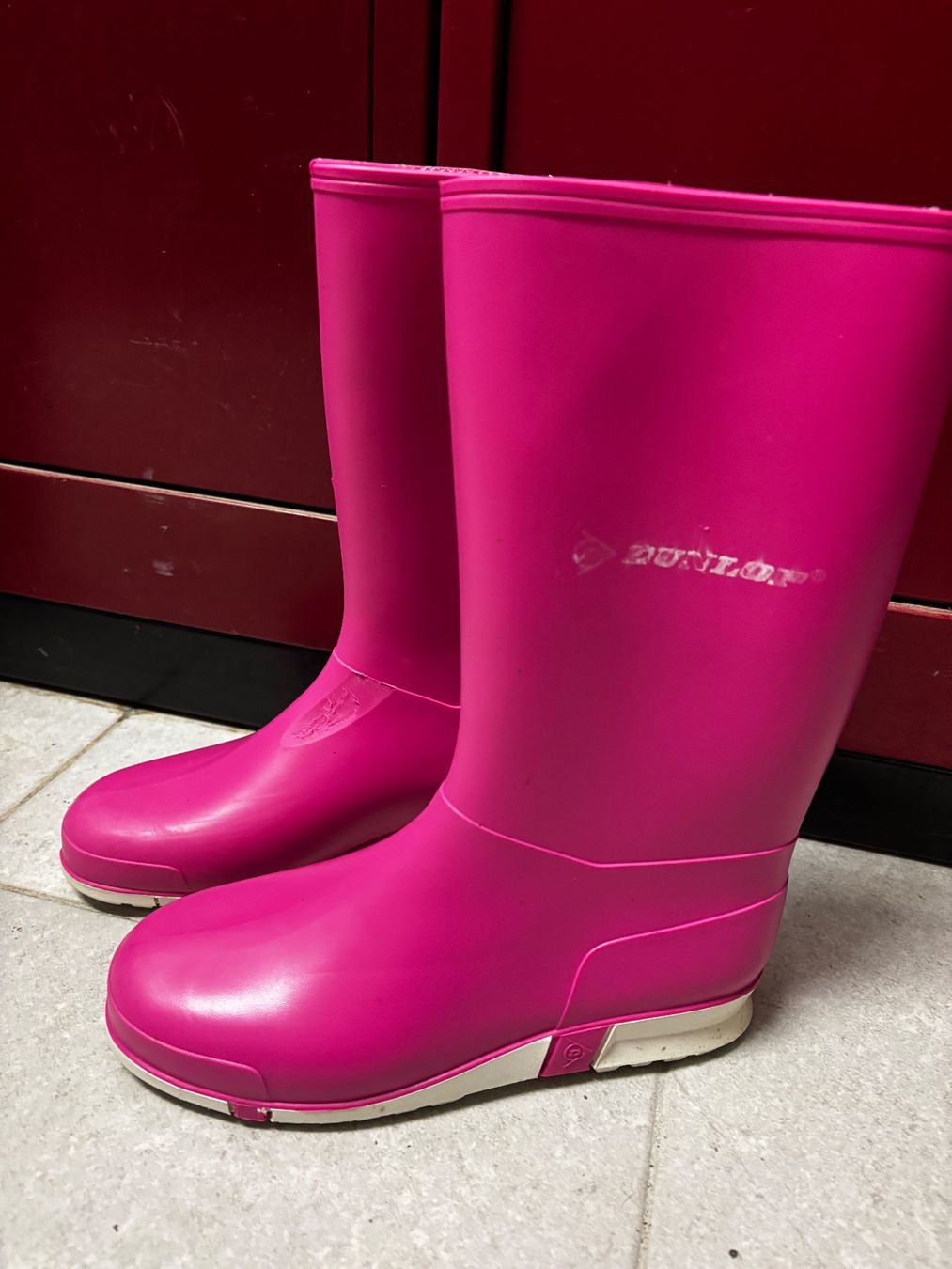 Scarpe per ragazze: Gummistiefel Grösse 34 – Usato da Anglikon venduto da bluesun02
