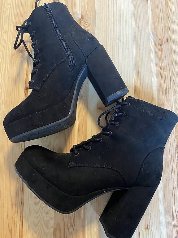 Scarpe da donna: Catwalk Stiefel Gr. 39 – Usato da Herisau venduto da Flips0463