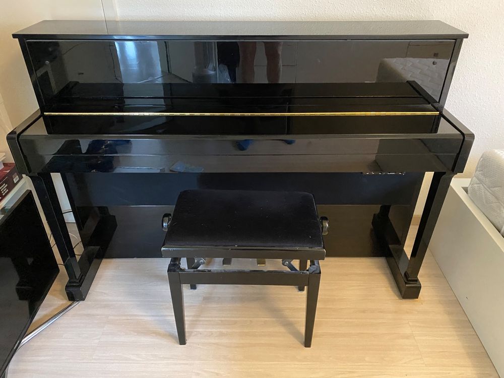 Yamaha GT-10 Digitalklavier mit echter Klaviermechanik | Kaufen auf Ricardo