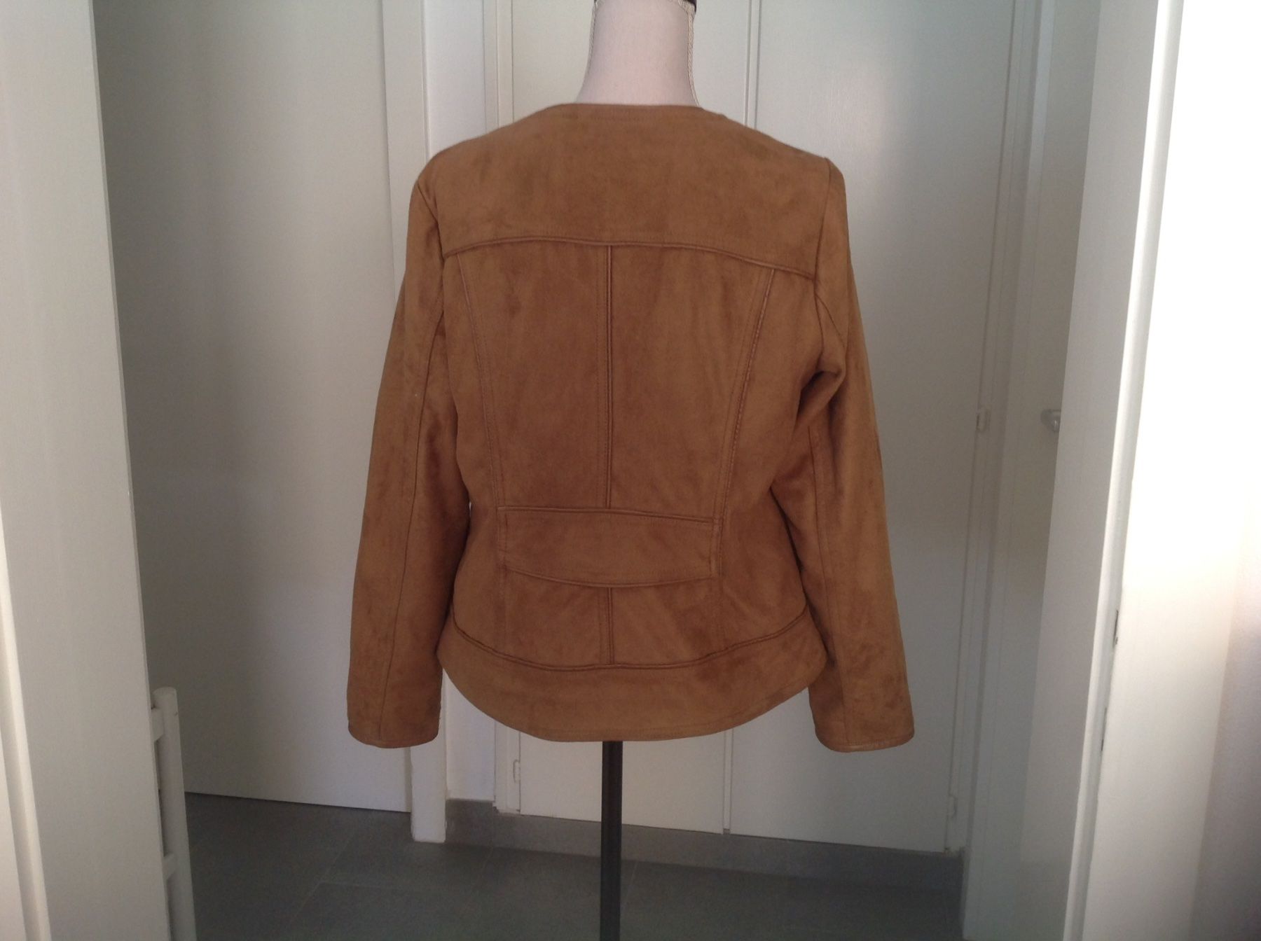 Giacche: Carnaby - Perfecto - Blouson - veste  - 42 – Usato da Sion venduto da accroshoes 1