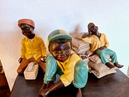 3 afrikanische Buben aus Keramik
