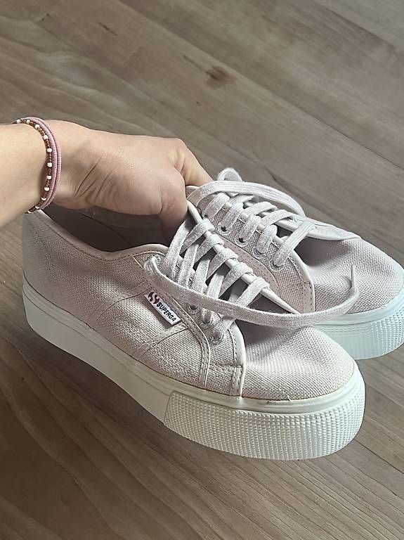Superga Scarpe da donna: Superga Plateau 39 1/2 neu – Usato da Luzern venduto da Jill_Lu 2