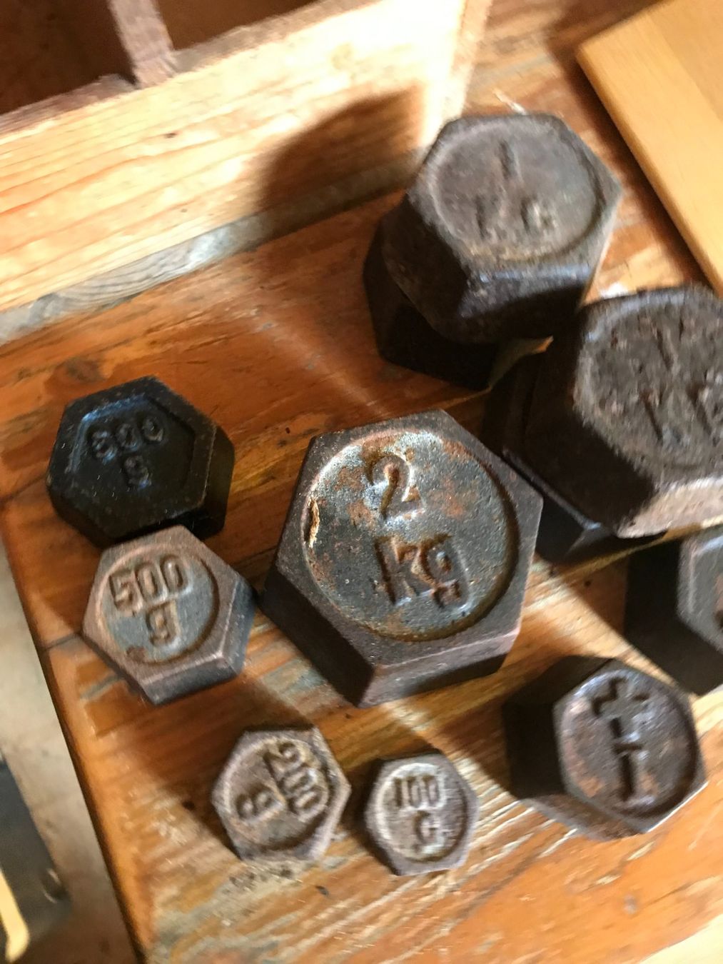 Bilance e pesi: Antike Gewichte, Gewichts-Set mit Holzbox, Vintage Set! – Usato da Wil/SG venduto da Andyshop 5