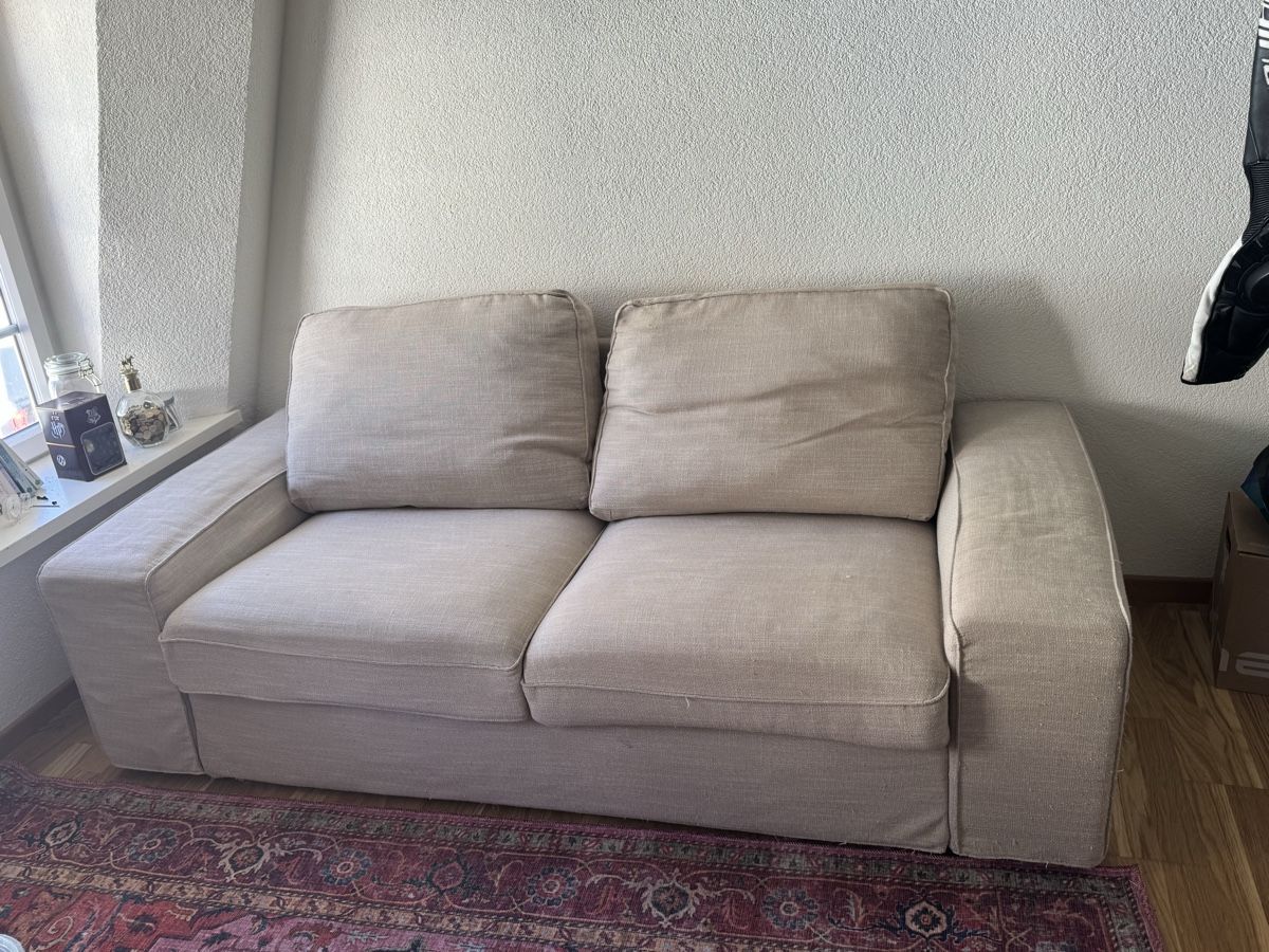 Divani: IKEA Kivik Sofa 2-er Gunnared beige  – Usato da St. Gallen venduto da Fabiennevogler 2