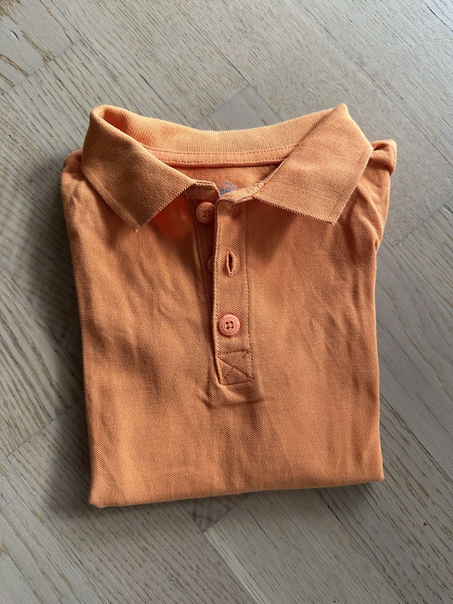 Hemden, T-Shirts & Polos: Poloshirt Gr. 110/116 – Gebraucht aus Kleinandelfingen von Elader