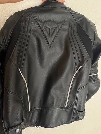 Dainese Leder-Motorradjacke Gr. 54 schwarz