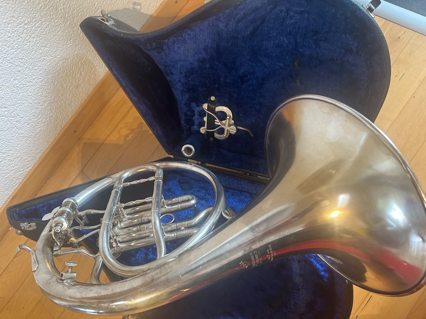 Blasinstrumente: Waldhorn/ Es-Horn – Gebraucht aus Horriwil von  3