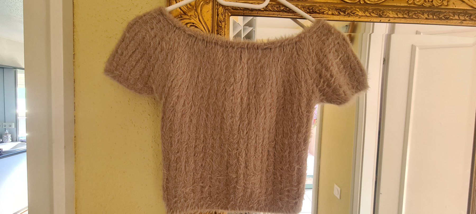 Stradivarius Top: Top Stradivarius – Usato da Allschwil venduto da Virgo 2