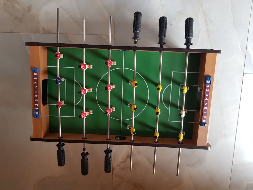 Töggelikasten / Tisch Fussball Spiel | Kaufen auf Ricardo