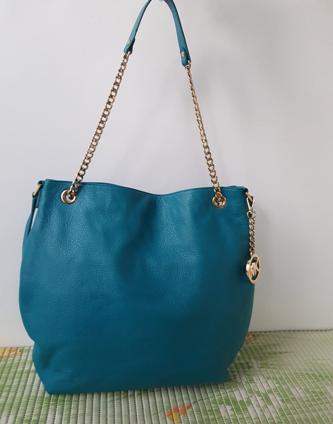 Michael Kors Taschen für Damen: Michael Kors Leder Handtasche/Umhängetasche – Gebraucht aus Basel von fafa68 1