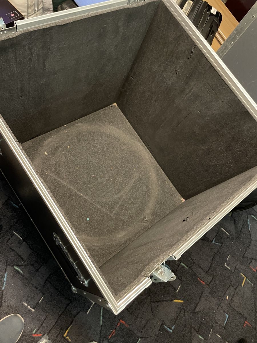 Instruments de musique: Bassdrum oder Zubehör Case – D'occasion à Rütihof par atinner 2