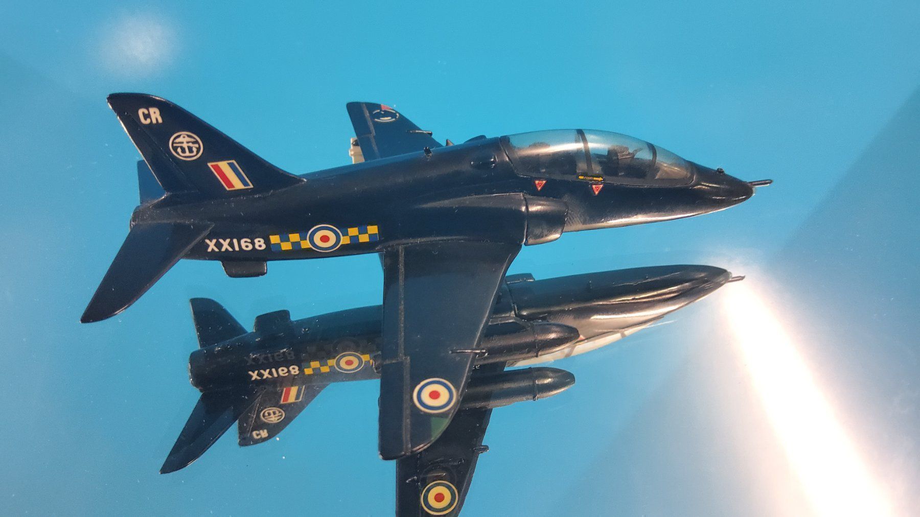 Modellbausätze & Standmodelle: Modellflugzeug BAe Hawk 1:100 U.K. Royal Air Force – Gebraucht aus Grüningen von VENOM59 2